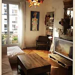 Cosy Family Flat 15 Mns Walk From The Tour Eiffel!