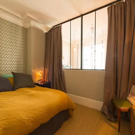 Cosy Family Flat 15 Mns Walk From The Tour Eiffel! Apartment *